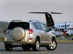 Toyota RAV4 2006 года (ZA)